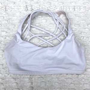White lululemon sports bra